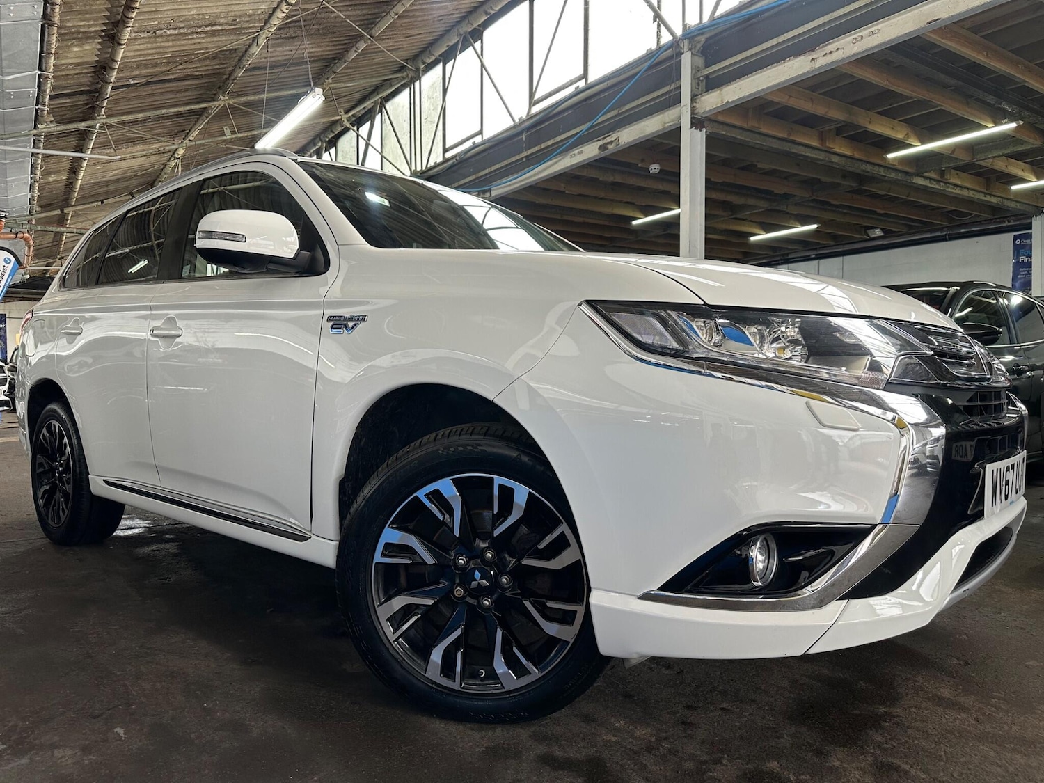 Used Mitsubishi Outlander 2017 for sale - 77695689: Photo 6