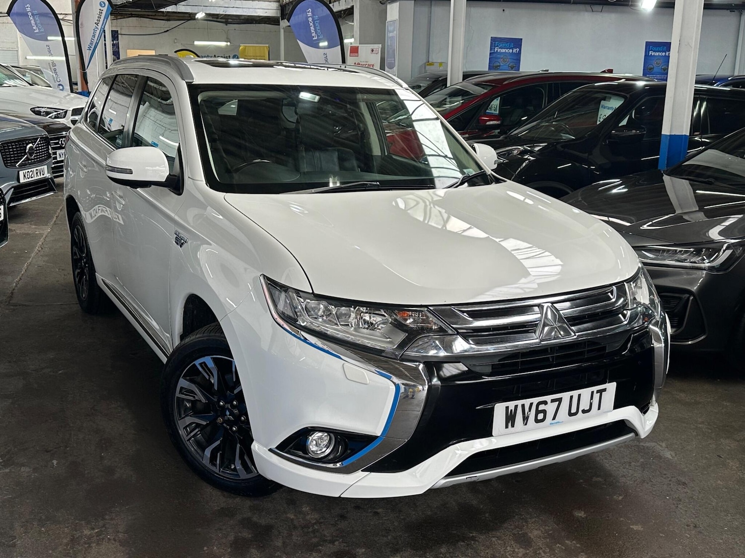 Used Mitsubishi Outlander 2017 for sale - 77695689: Photo 9