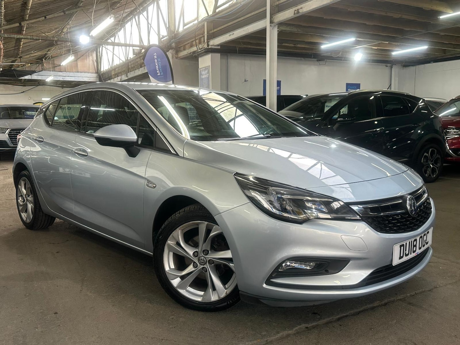 Used Vauxhall Astra 2018 for sale - 76666696: Photo 12