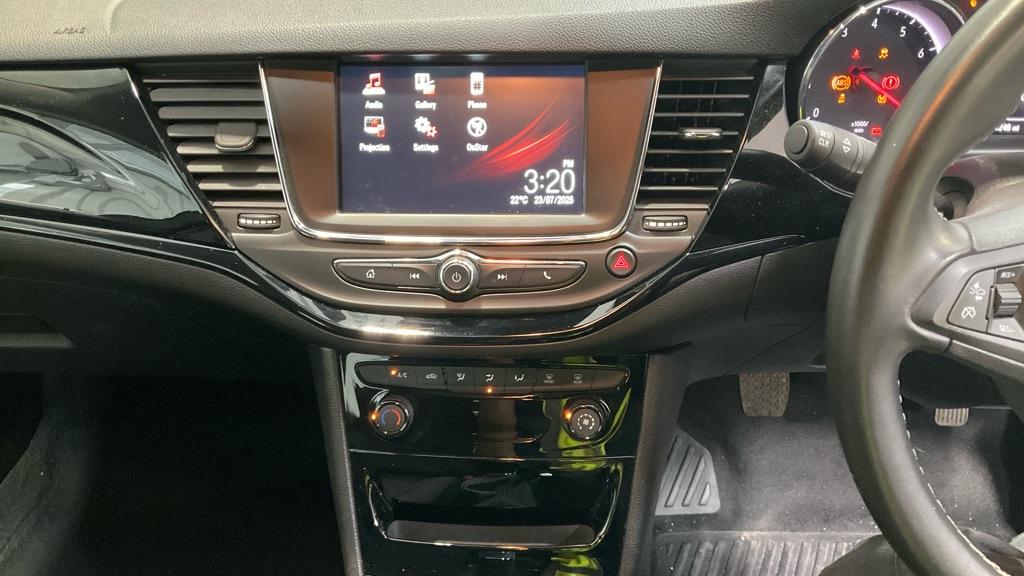 Used Vauxhall Astra 2018 for sale - 76666696: Photo 17