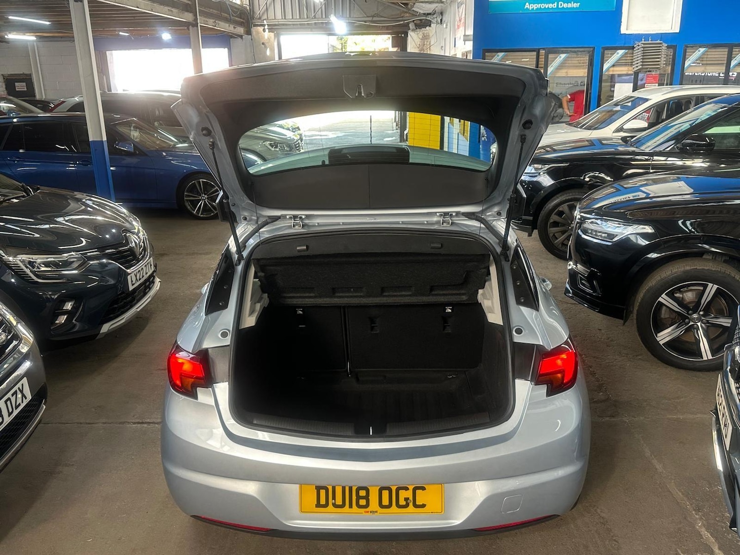 Used Vauxhall Astra 2018 for sale - 76666696: Photo 26