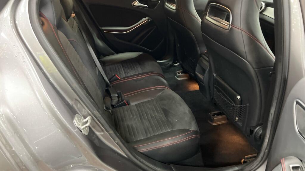 Used Mercedes-Benz GLA 2014 for sale - 76607736: Photo 8