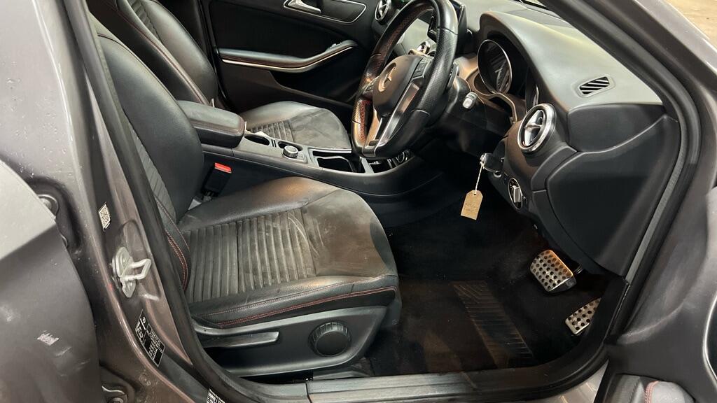 Used Mercedes-Benz GLA 2014 for sale - 76607736: Photo 9