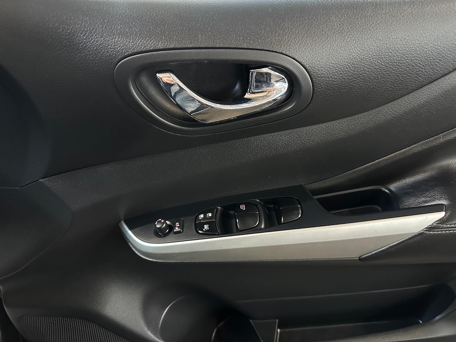 Used Nissan Navara 2021 for sale - 77132017: Photo 32