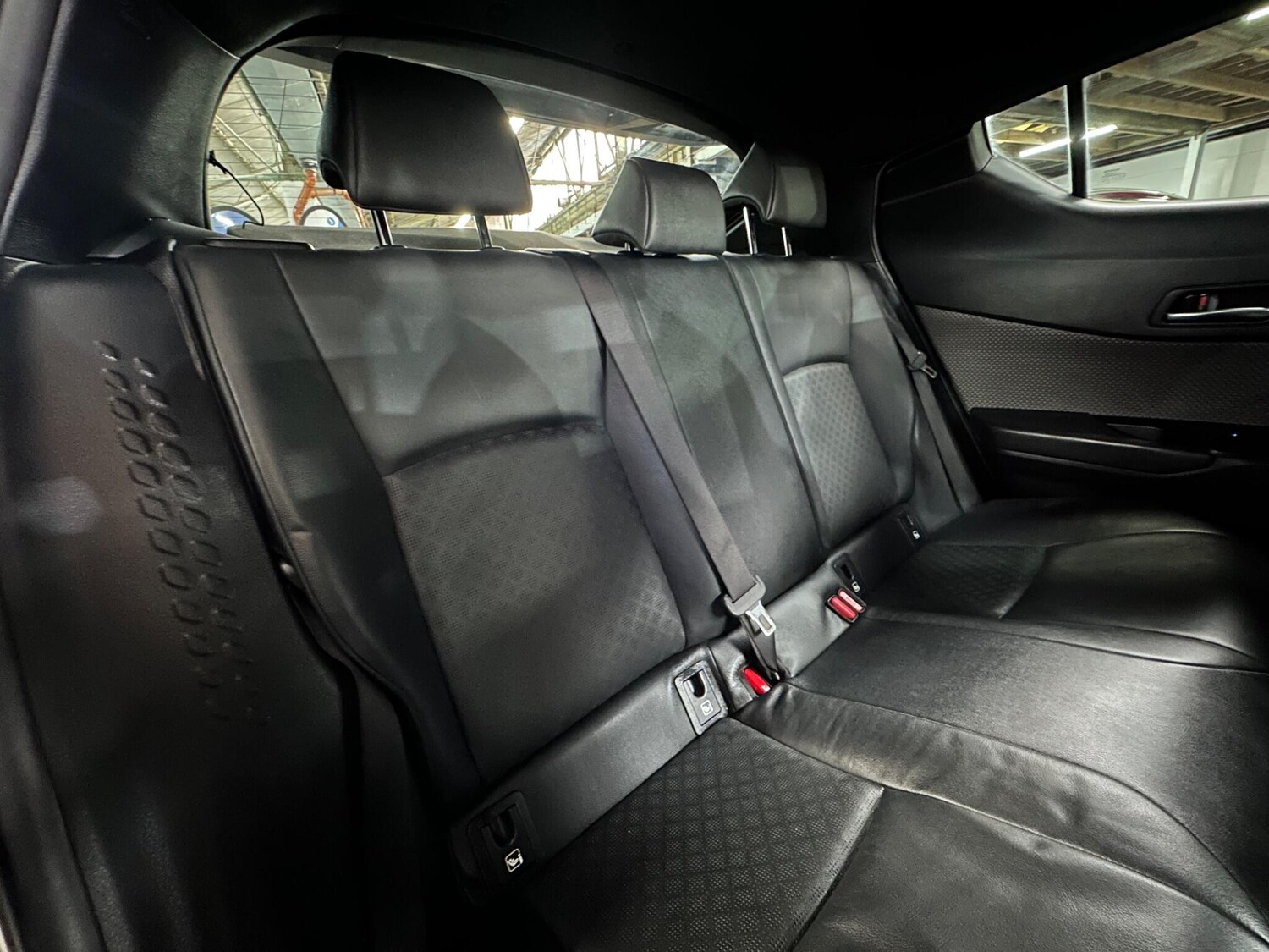 Used Toyota C-HR 2020 for sale - 77722914: Photo 32