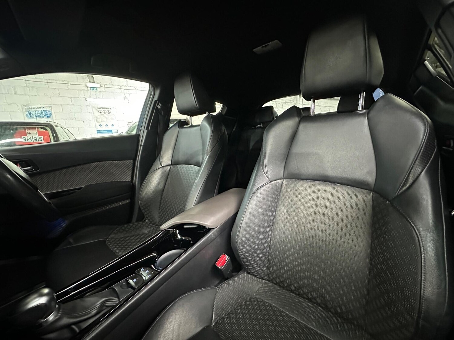 Used Toyota C-HR 2020 for sale - 77722914: Photo 37