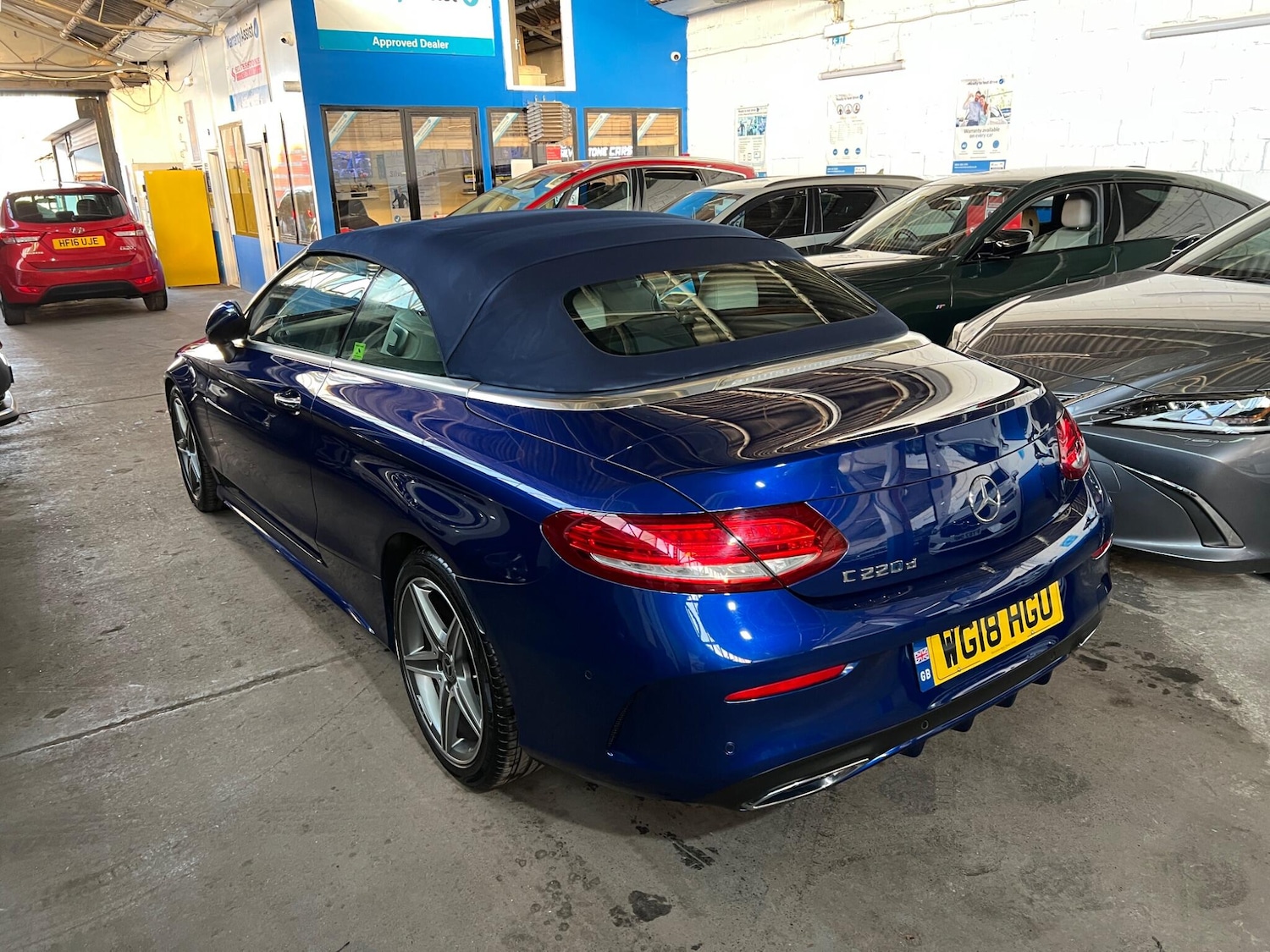 Used Mercedes-Benz C Class 2018 for sale - 77977959: Photo 11