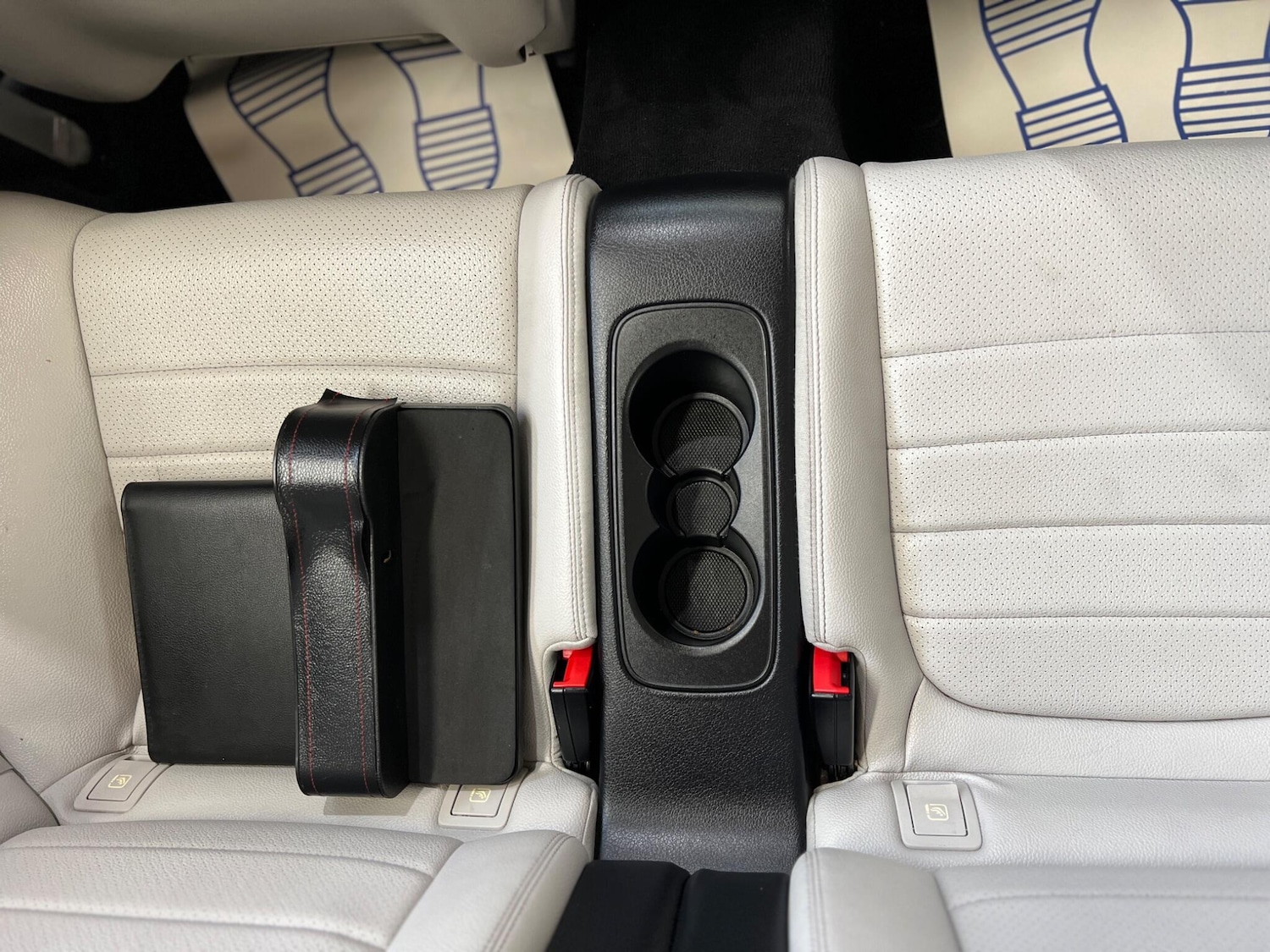 Used Mercedes-Benz C Class 2018 for sale - 77977959: Photo 39