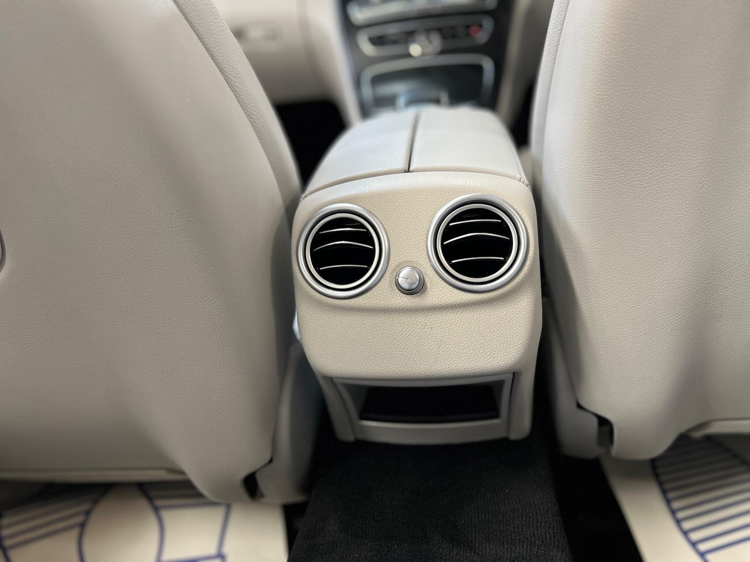 Used Mercedes-Benz C Class 2018 for sale - 77977959: Photo 44