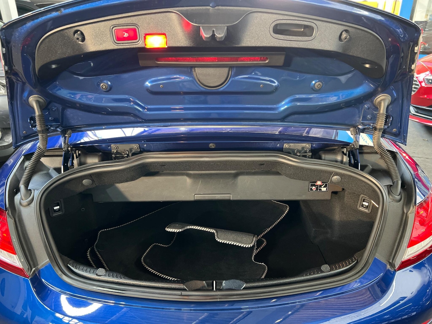 Used Mercedes-Benz C Class 2018 for sale - 77977959: Photo 48