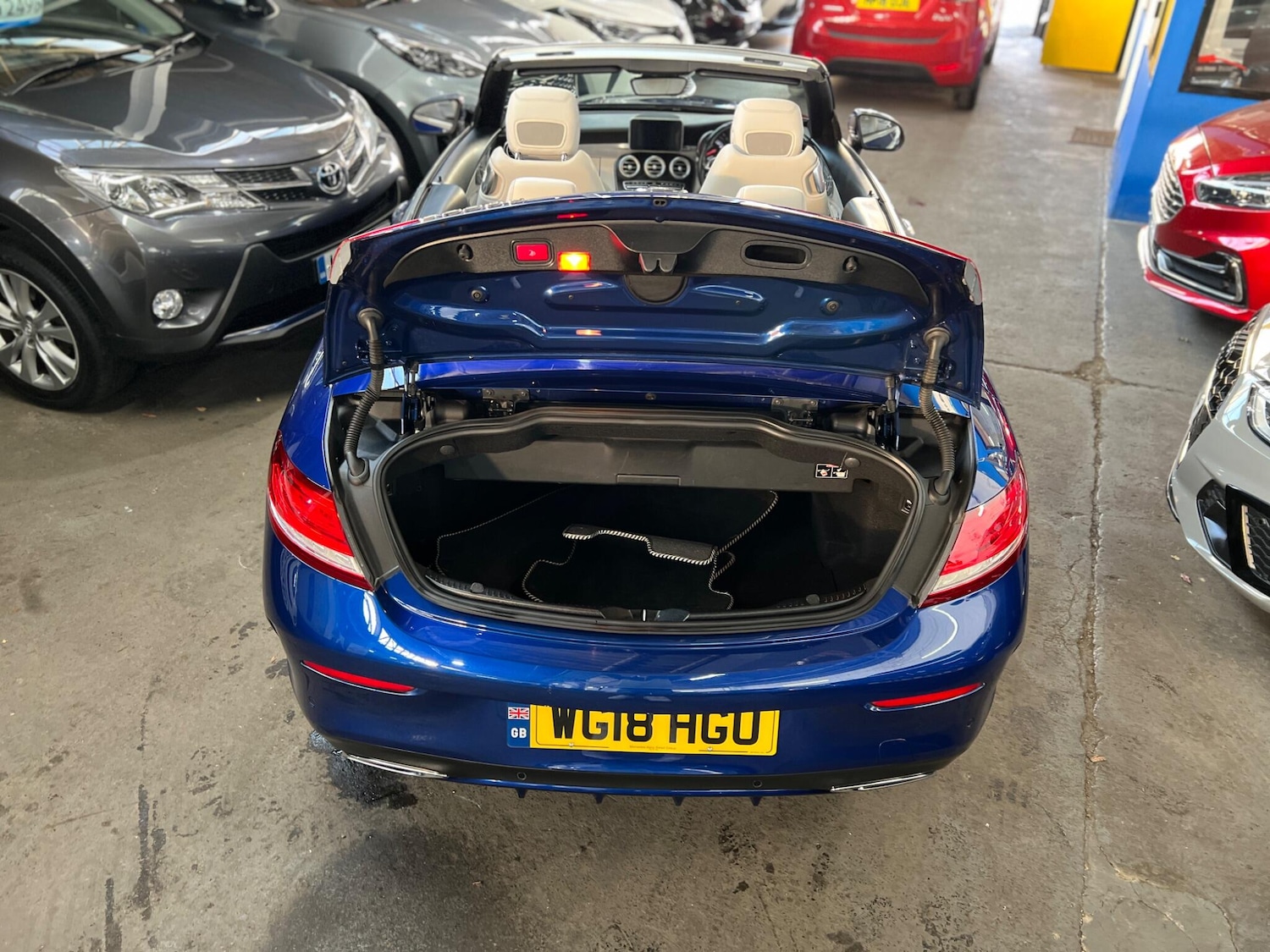 Used Mercedes-Benz C Class 2018 for sale - 77977959: Photo 49