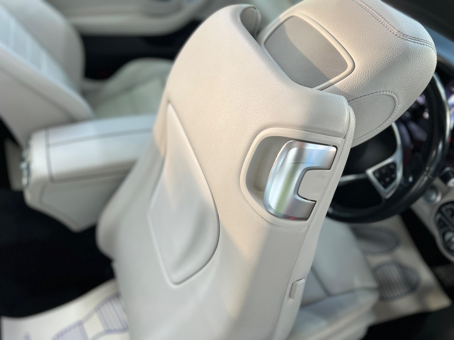 Used Mercedes-Benz C Class 2018 for sale - 77977959: Photo 51