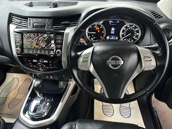 Used Nissan Navara 2021 for sale - 77646402: Photo