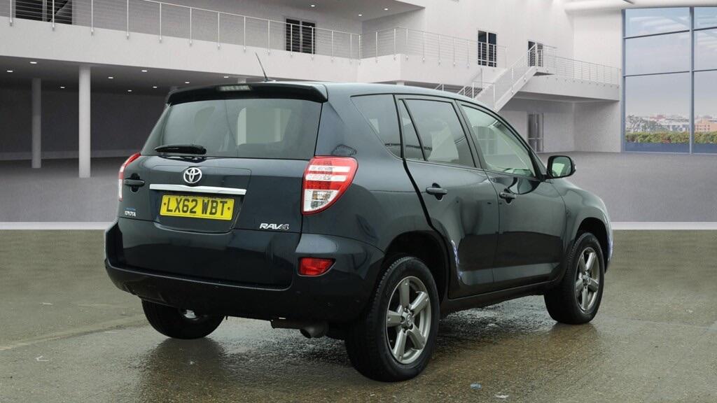 Used Toyota RAV4 2012 for sale - 77455267: Photo 10