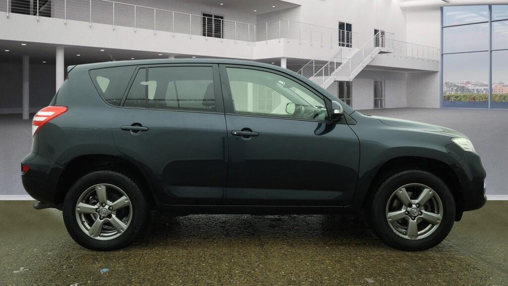 Used Toyota RAV4 2012 for sale - 77455267: Photo 11