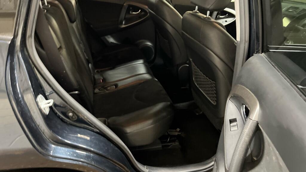 Used Toyota RAV4 2012 for sale - 77455267: Photo 14