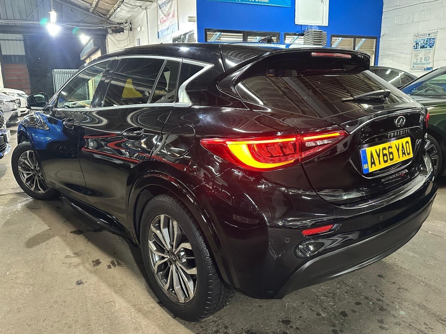 Used Infiniti Q30 2017 for sale - 76714701: Photo 15