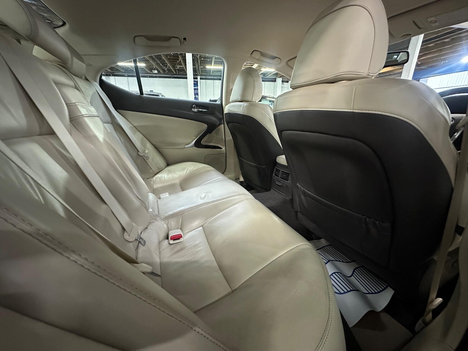 Used Lexus IS 2010 for sale - 77510888: Photo 30