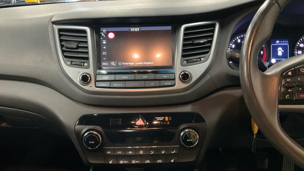 Used Hyundai TUCSON 2018 for sale - 76562256: Photo 10