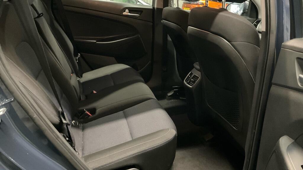 Used Hyundai TUCSON 2018 for sale - 76562256: Photo 8