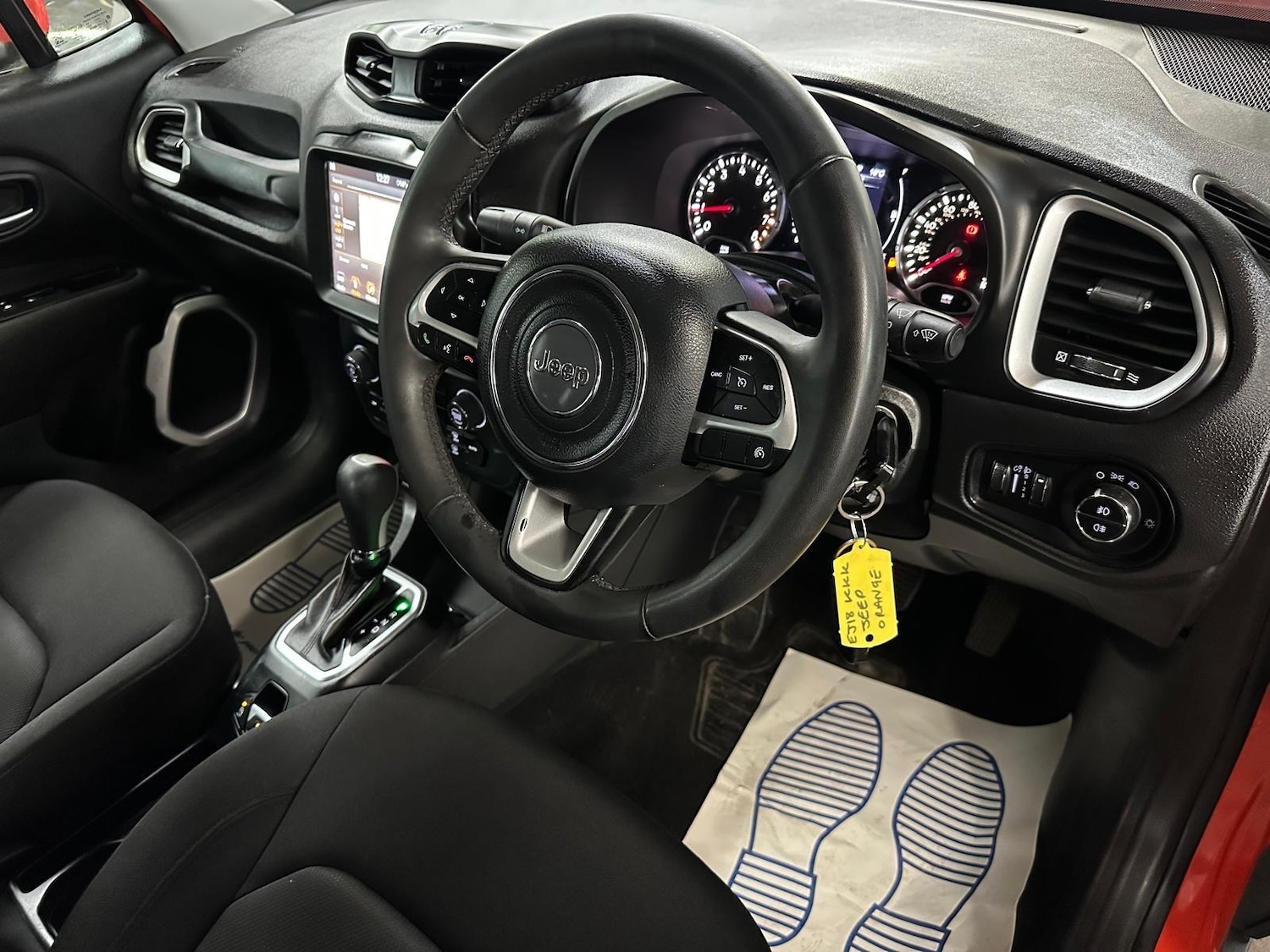 Used Jeep Renegade 2018 for sale - 76990235: Photo 15