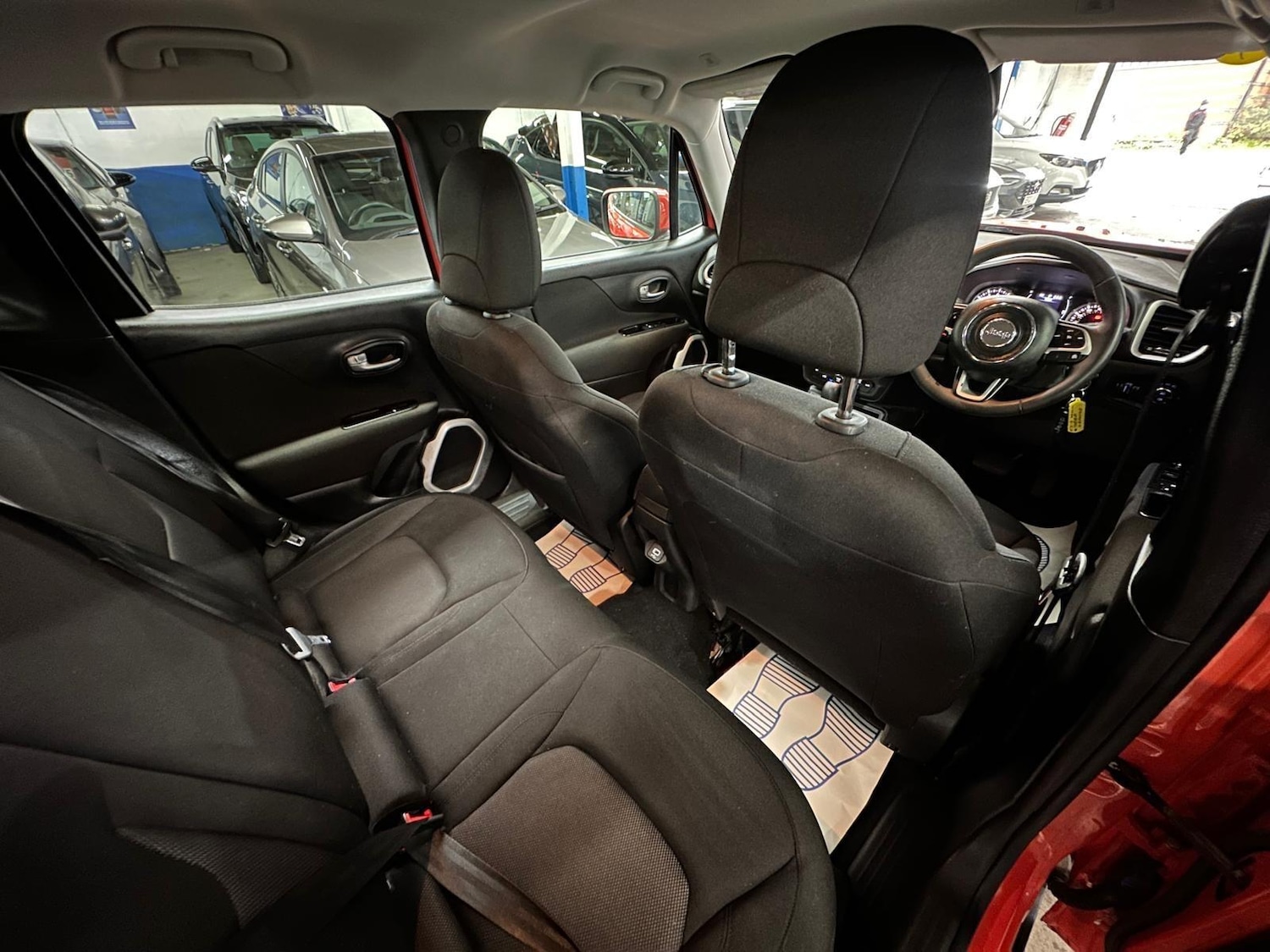 Used Jeep Renegade 2018 for sale - 76990235: Photo 24