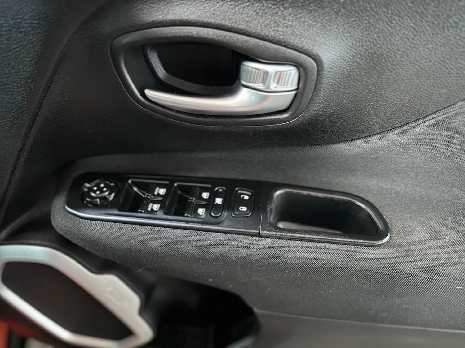 Used Jeep Renegade 2018 for sale - 76990235: Photo 27