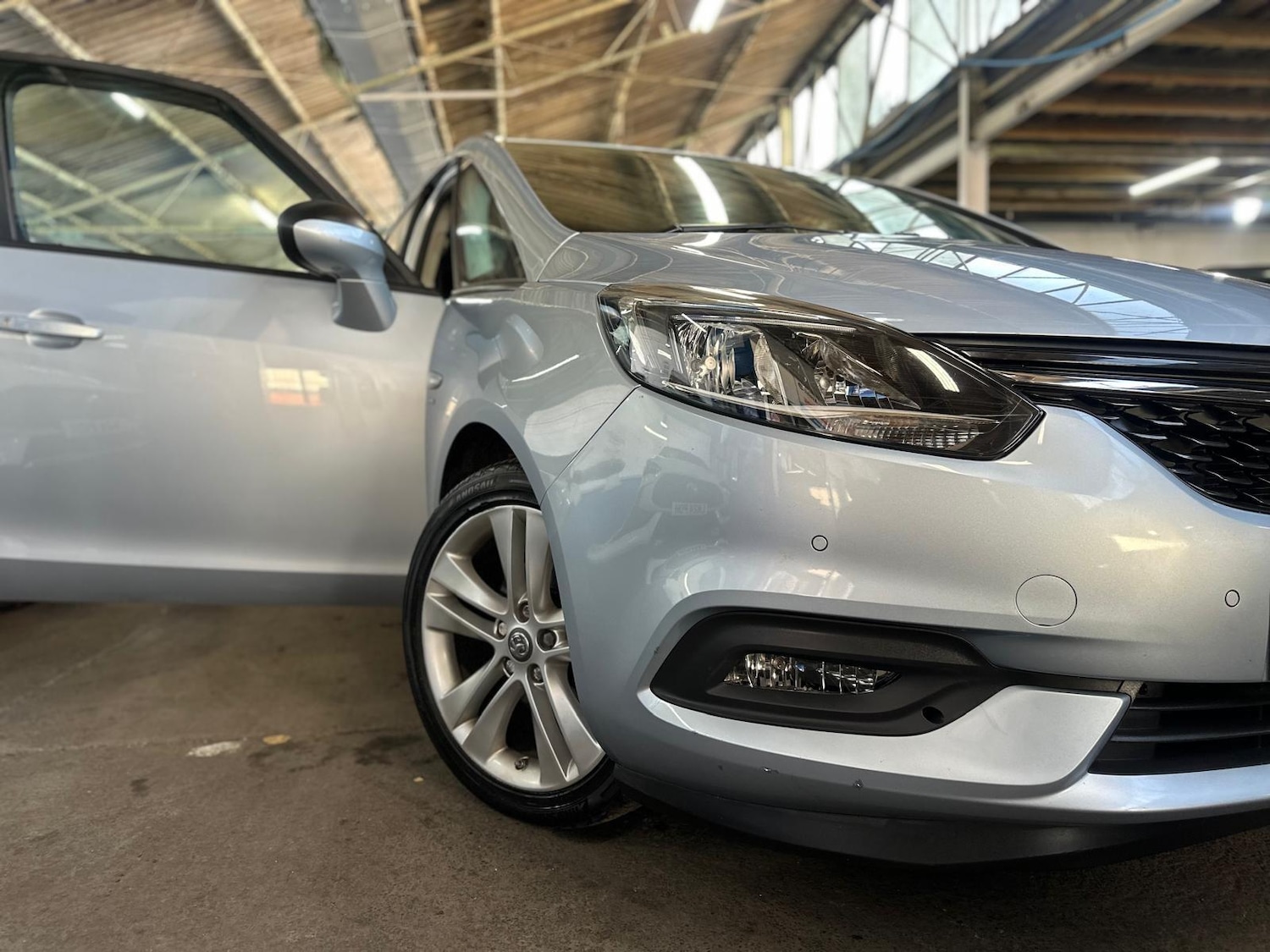 Used Vauxhall Zafira Tourer 2017 for sale - 76307551: Photo 19
