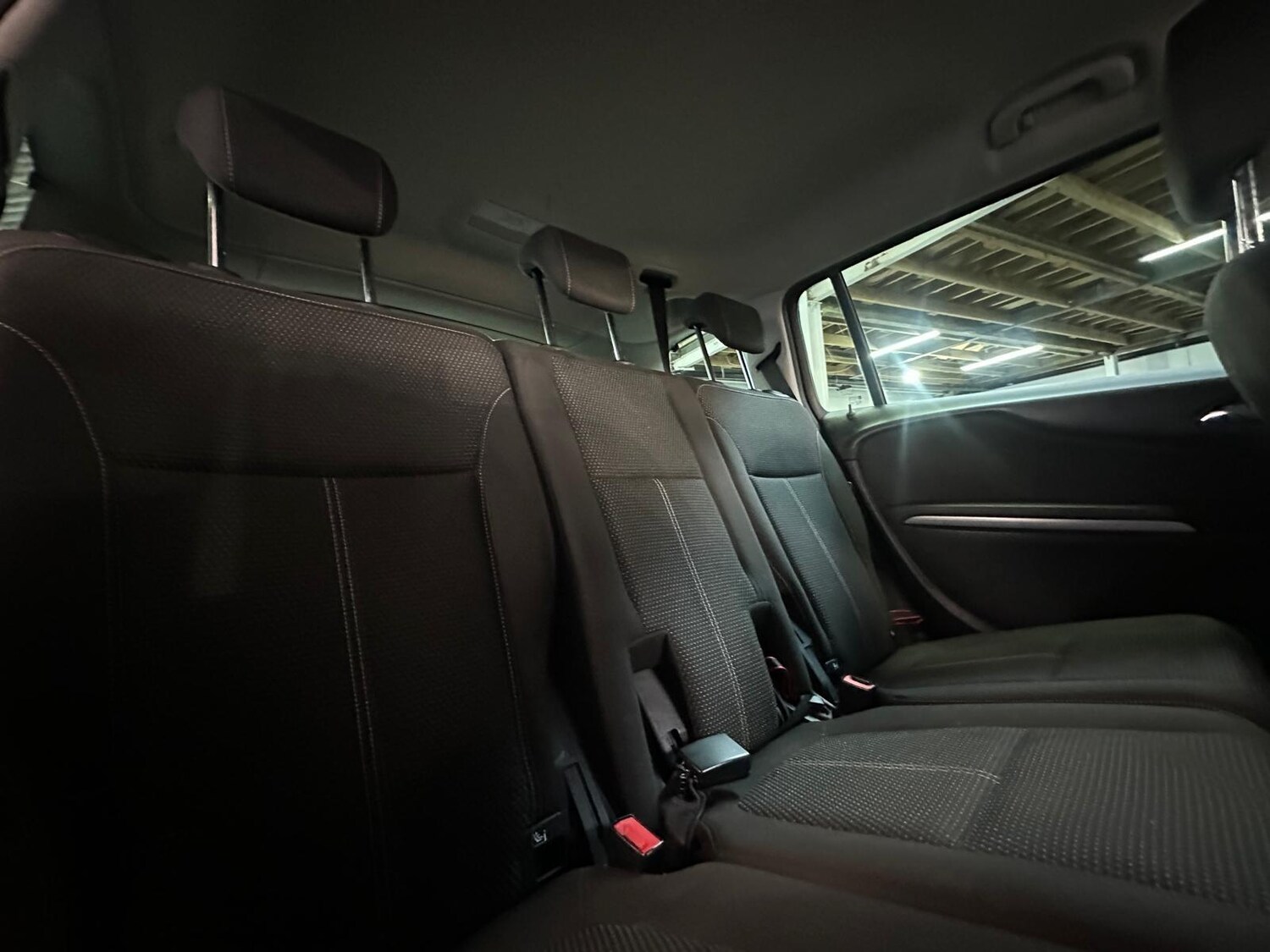 Used Vauxhall Zafira Tourer 2017 for sale - 76307551: Photo 32