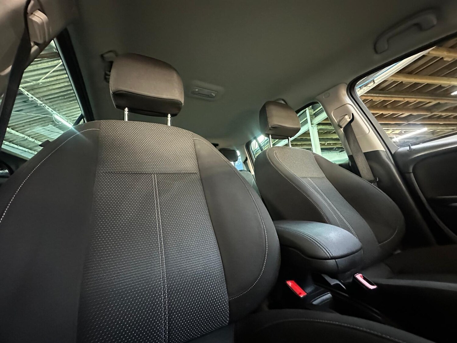 Used Vauxhall Zafira Tourer 2017 for sale - 76307551: Photo 34