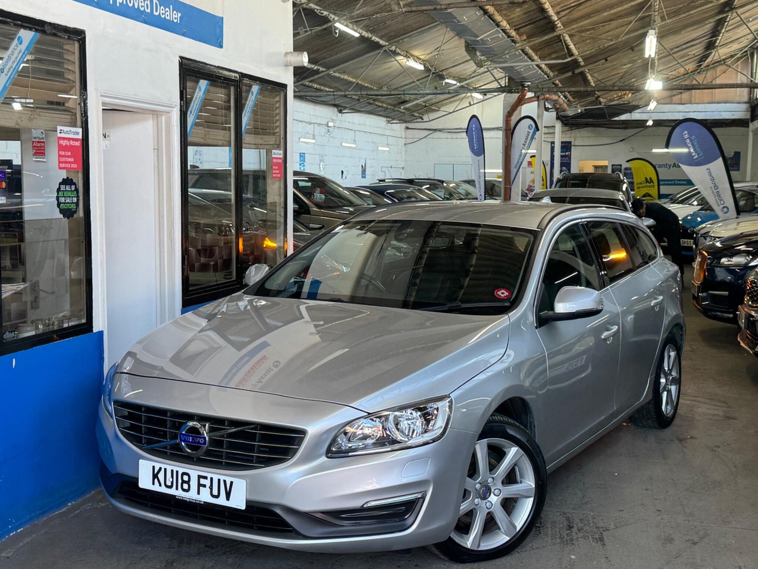 Used Volvo V60 2018 for sale - 78157777: Photo 10