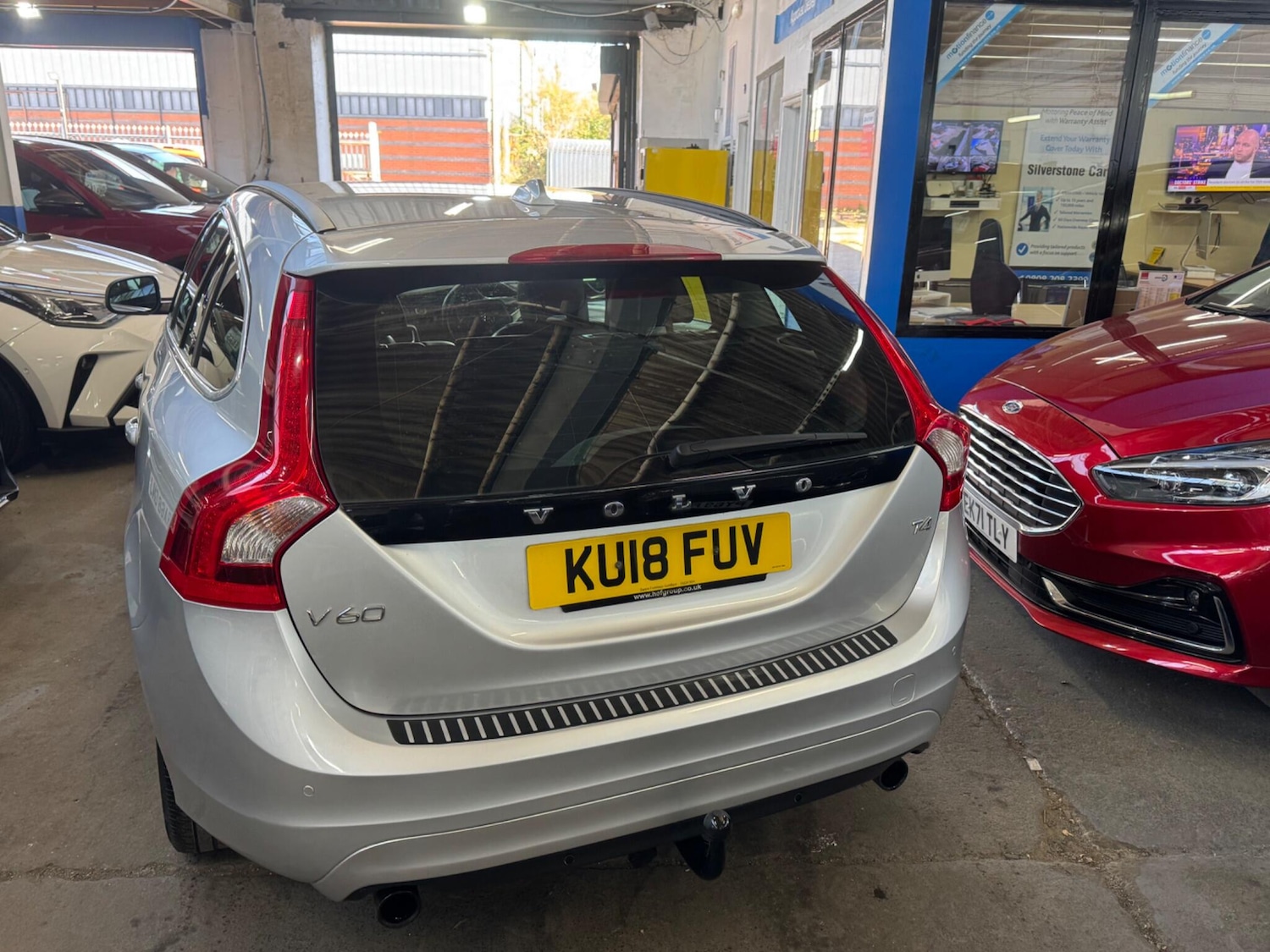 Used Volvo V60 2018 for sale - 78157777: Photo 16