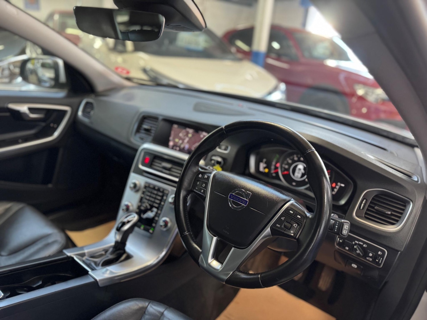 Used Volvo V60 2018 for sale - 78157777: Photo 22