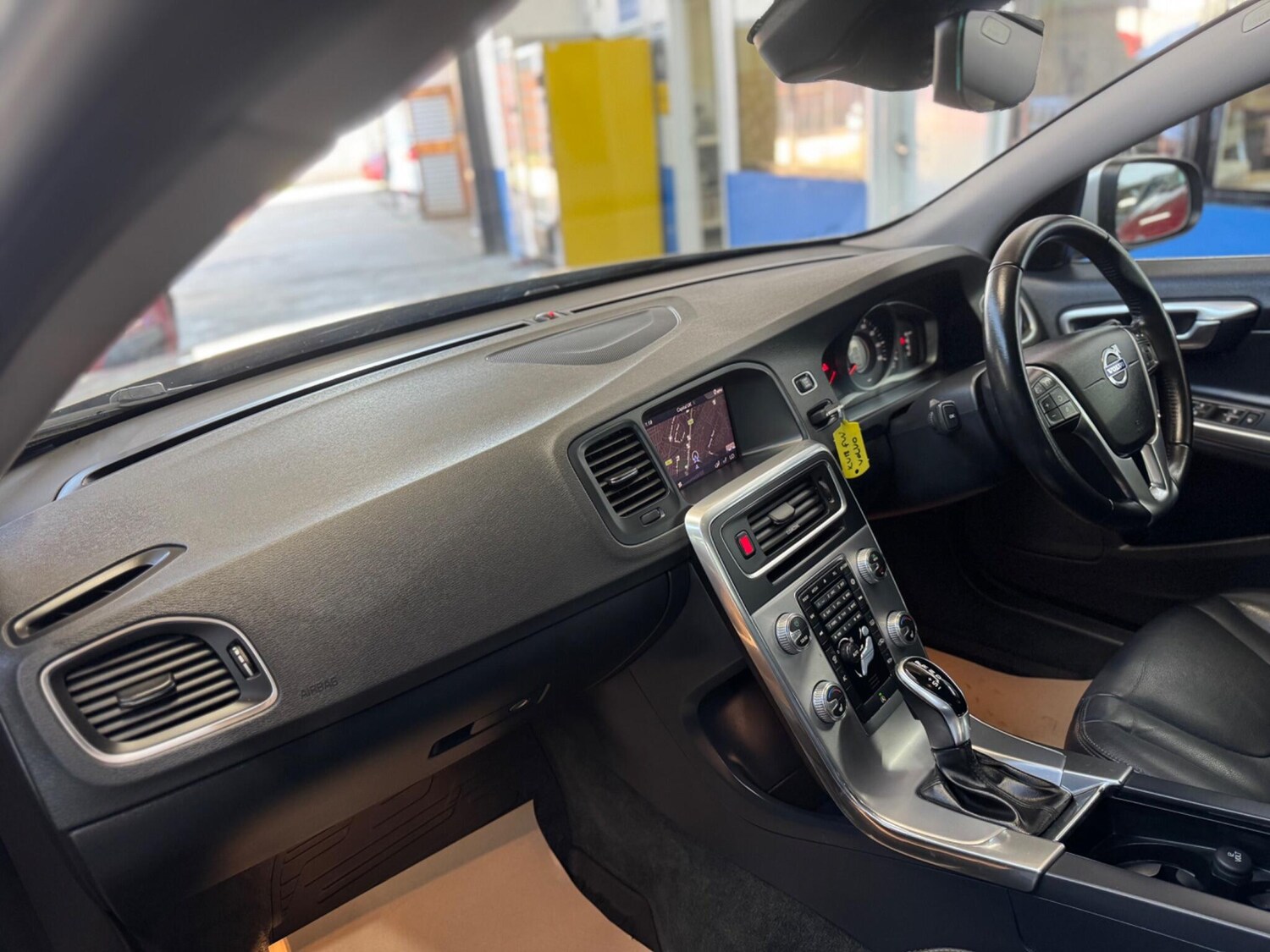 Used Volvo V60 2018 for sale - 78157777: Photo 23