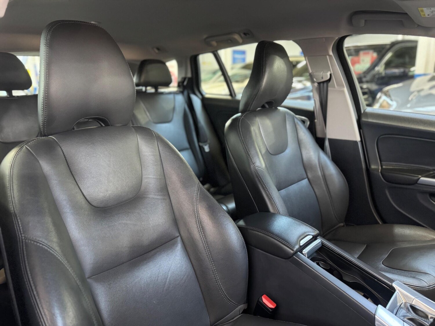 Used Volvo V60 2018 for sale - 78157777: Photo 28