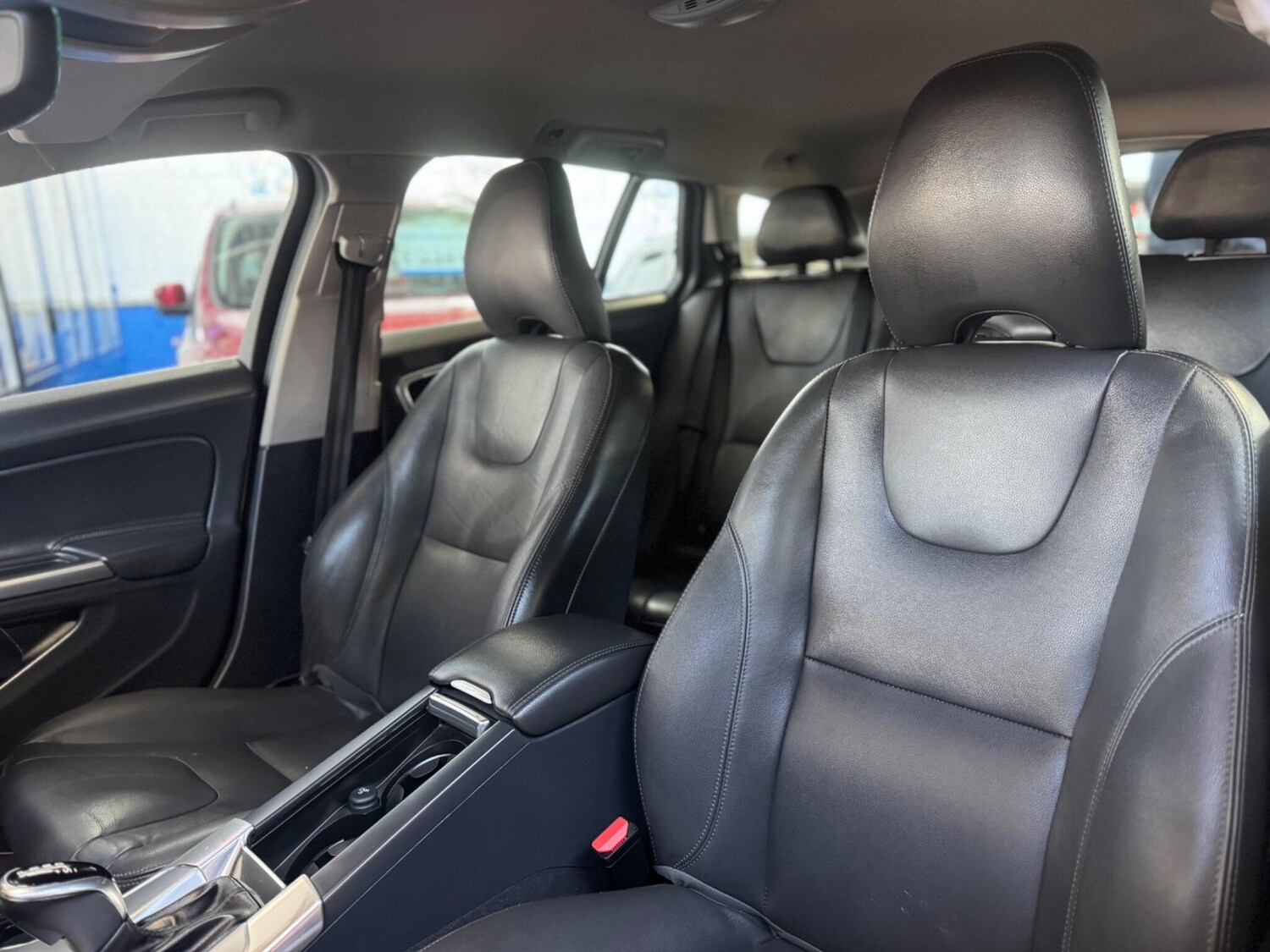 Used Volvo V60 2018 for sale - 78157777: Photo 29