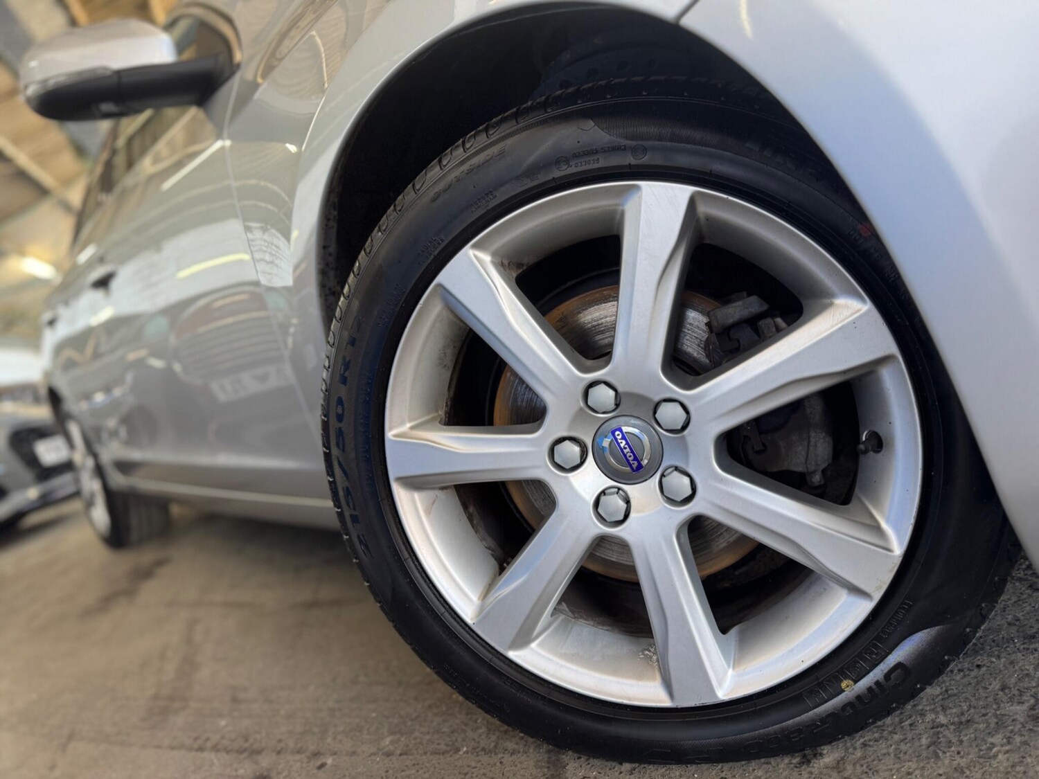 Used Volvo V60 2018 for sale - 78157777: Photo 37