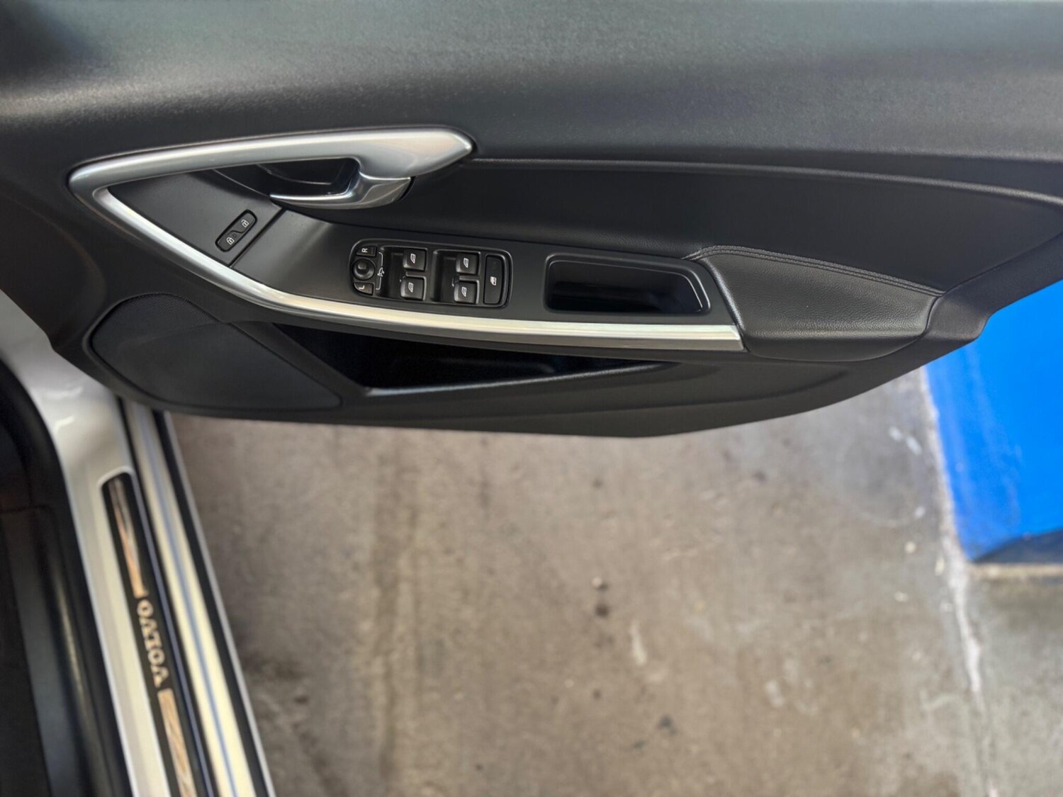 Used Volvo V60 2018 for sale - 78157777: Photo 41