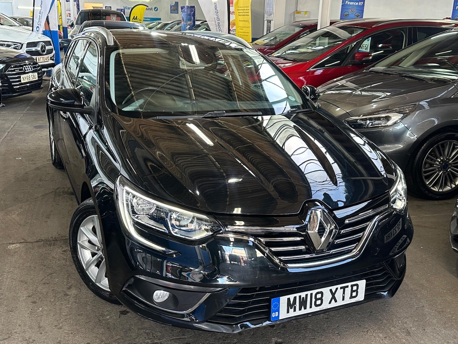 Used Renault Megane 2018 for sale - 77925994: Photo 8