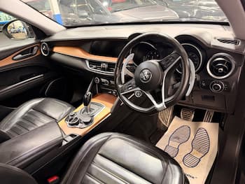 Used Alfa Romeo Stelvio 2019 for sale - 79726205: Photo