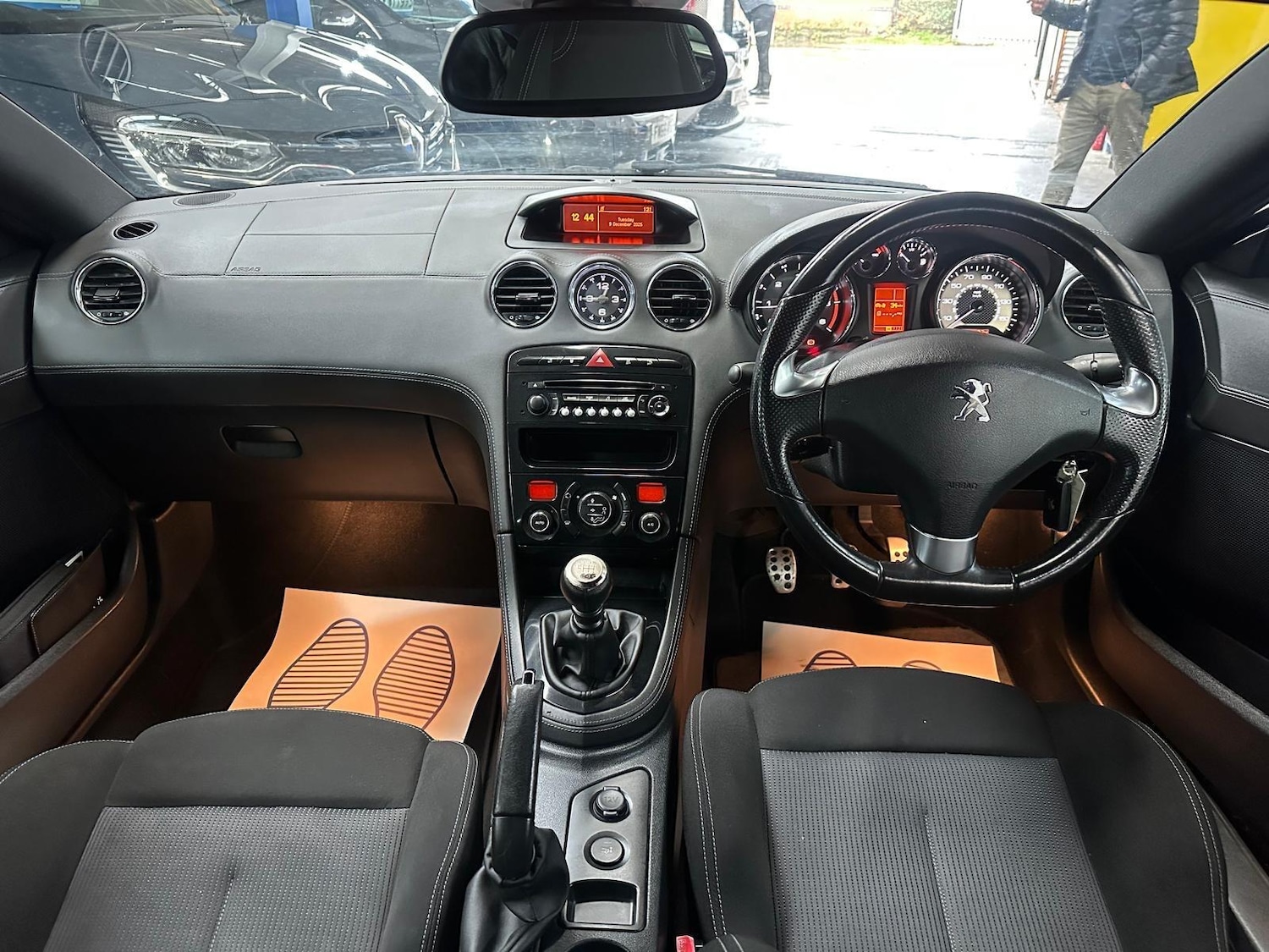 Used Peugeot RCZ 2013 for sale - 76802299: Photo 16