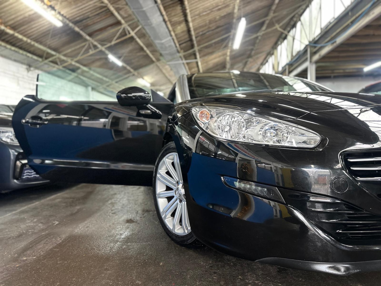 Used Peugeot RCZ 2013 for sale - 76802299: Photo 3