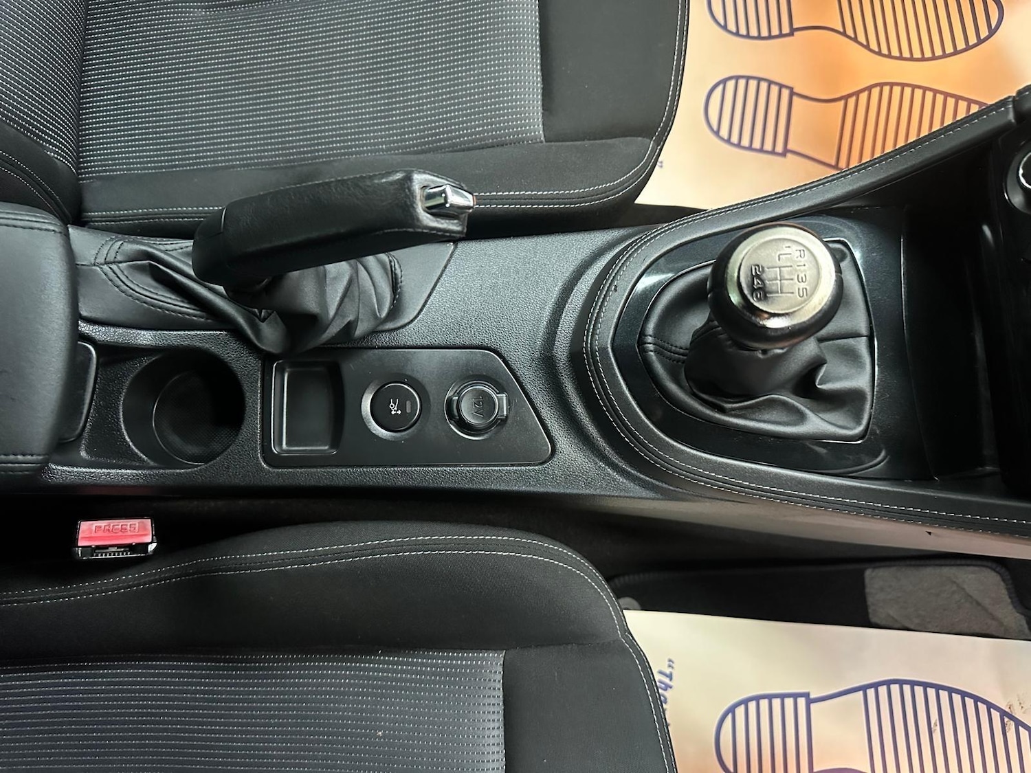 Used Peugeot RCZ 2013 for sale - 76802299: Photo 30