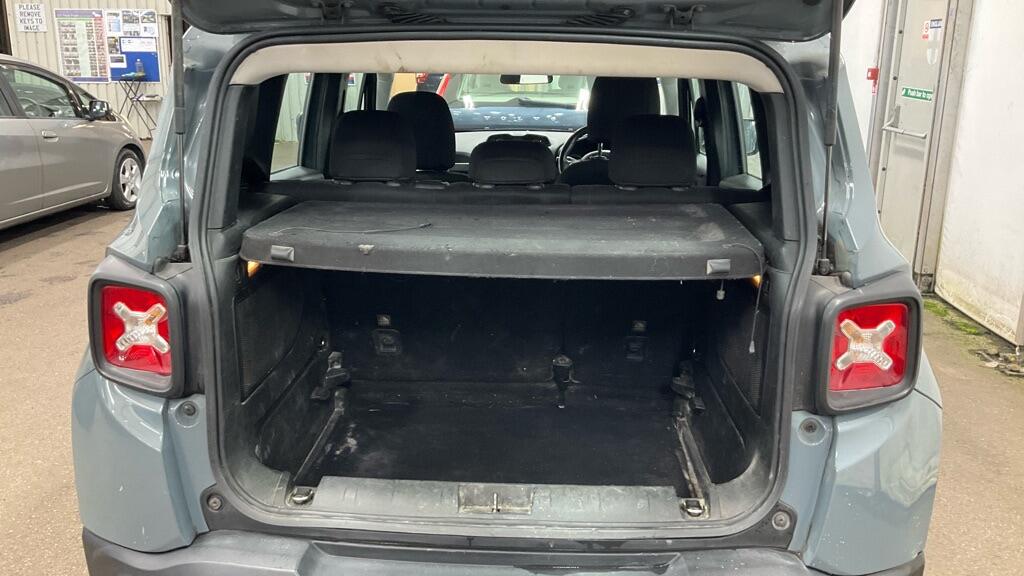 Used Jeep Renegade 2015 for sale - 76136805: Photo 7