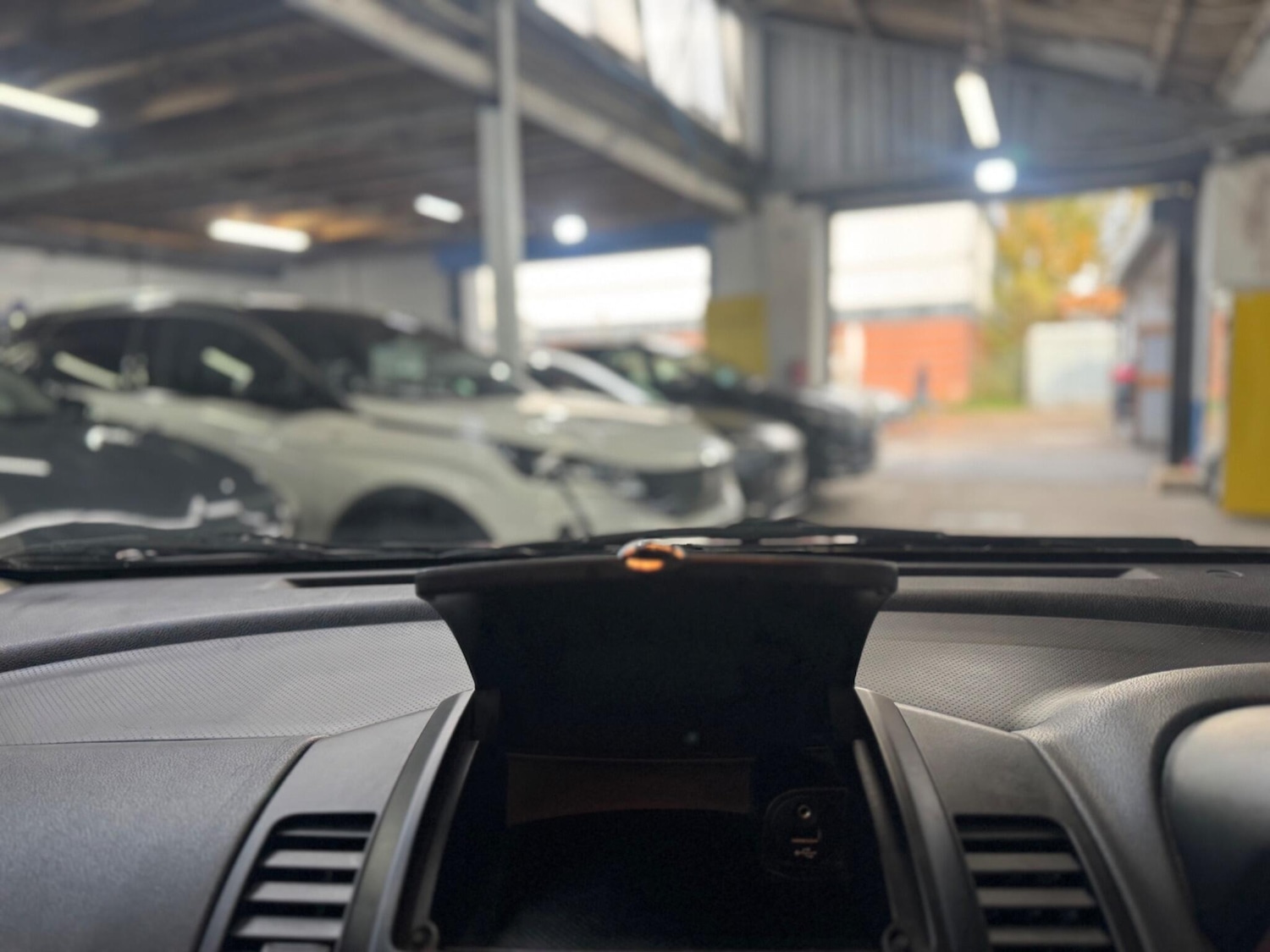 Used Nissan Note 2010 for sale - 76360563: Photo 32