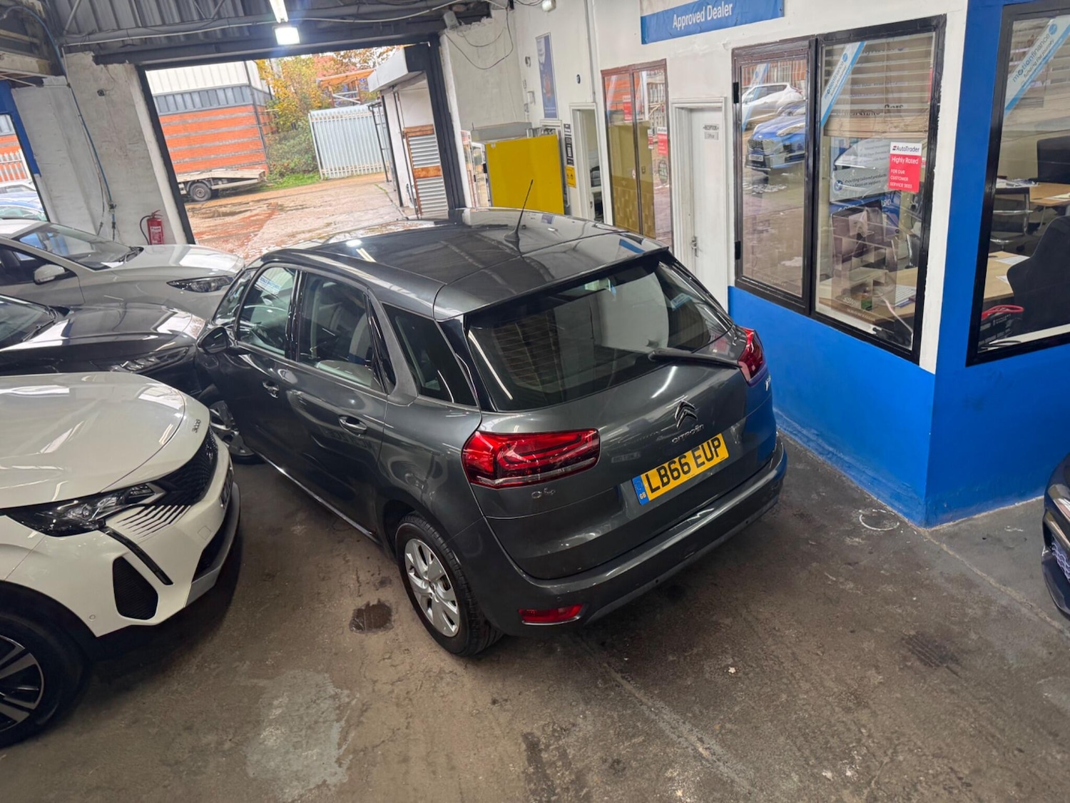 Used Citroen C4 Picasso 2017 for sale - 76485277: Photo 19