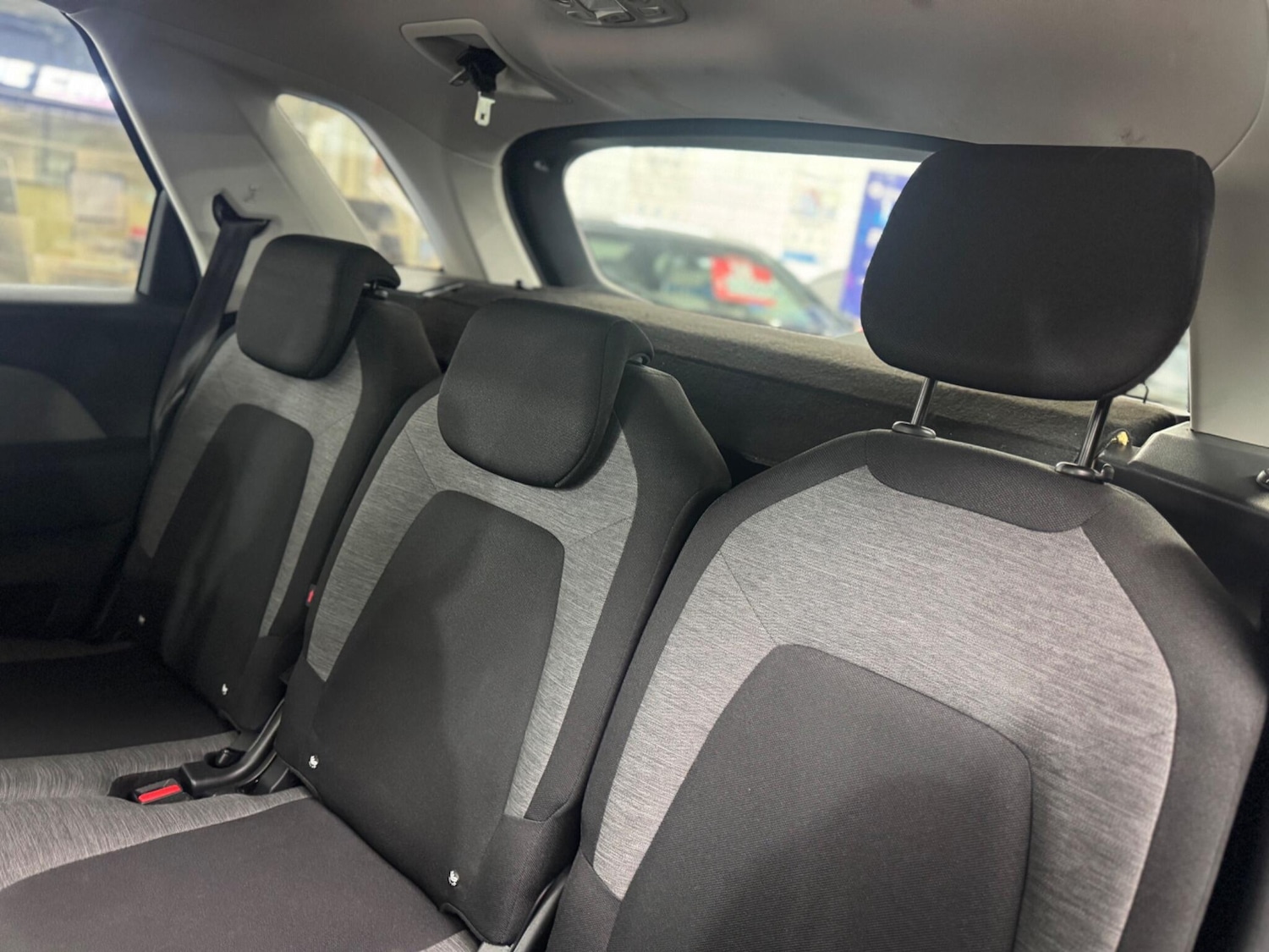 Used Citroen C4 Picasso 2017 for sale - 76485277: Photo 30