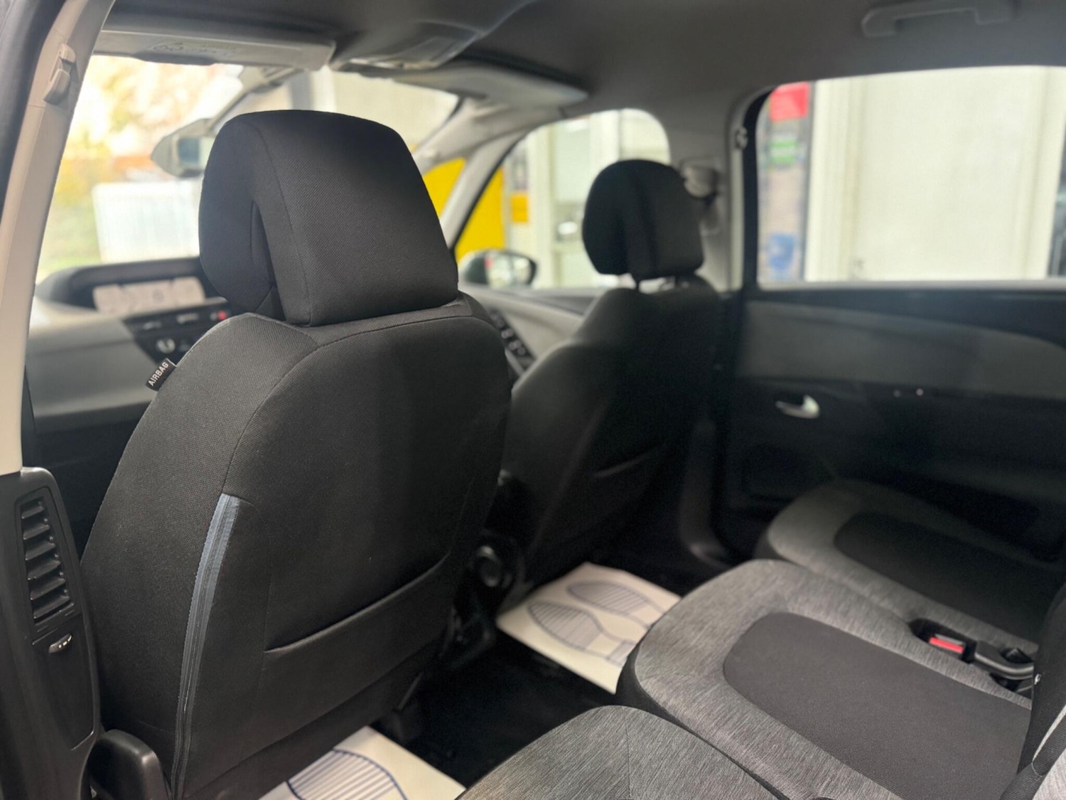 Used Citroen C4 Picasso 2017 for sale - 76485277: Photo 31