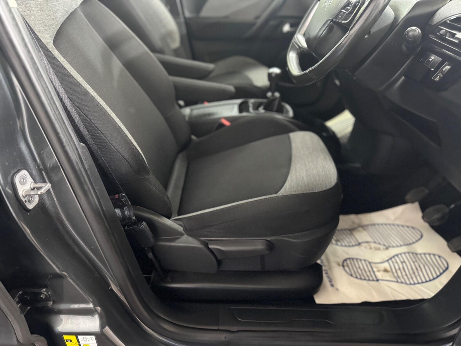 Used Citroen C4 Picasso 2017 for sale - 76485277: Photo 34