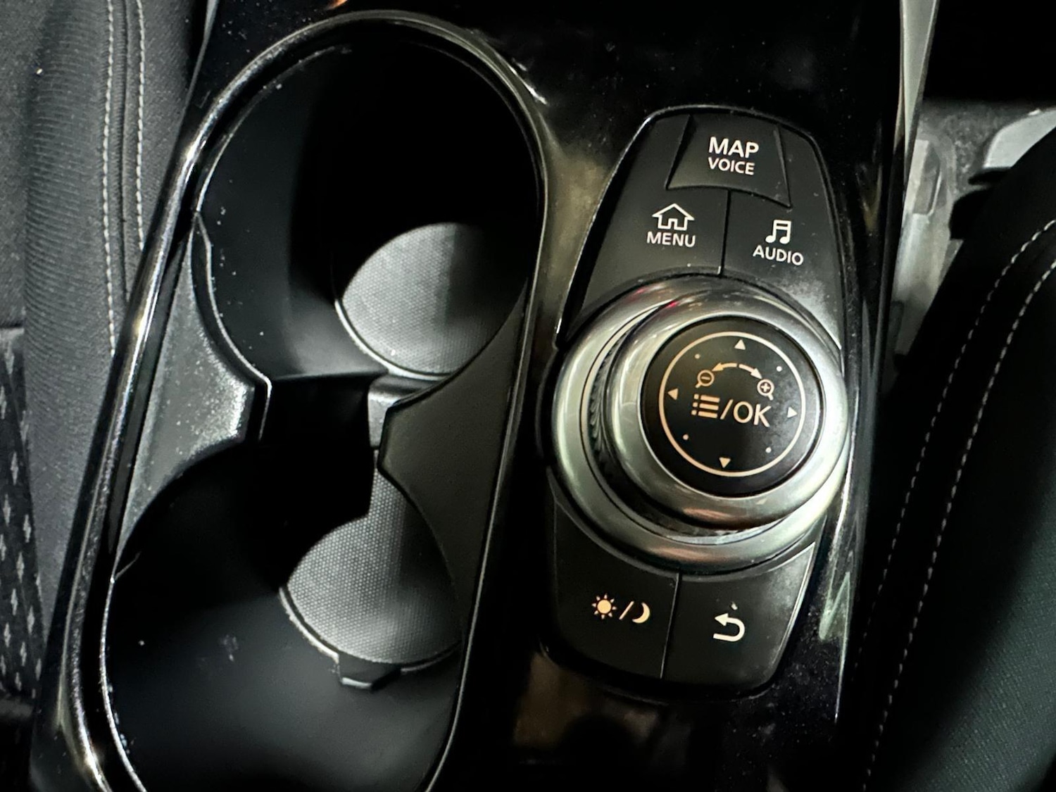 Used Infiniti Q30 2017 for sale - 77704812: Photo 32